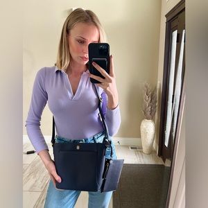 NWT TOMMY HILFIGER PURSE NAVY CROSSBODY BAG SHOULDER BAG WITH POUCH